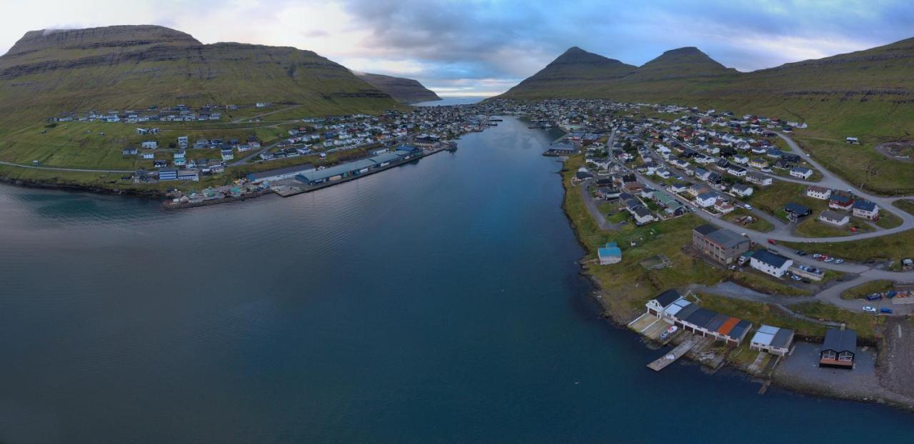 Panorama Boathouse Villa Klaksvík Exteriör bild